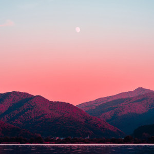 Dengarkan Calm on the Horizon lagu dari Meditation Rain Sounds dengan lirik