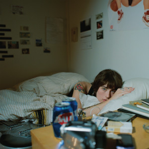 收聽Claire Rousay的please 5 more minutes (feat. Lala Lala)歌詞歌曲