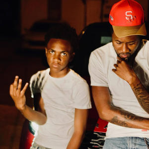 default playlist img