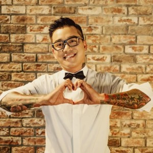 Listen to Giấc Mơ Hồng song with lyrics from Tuấn Hưng