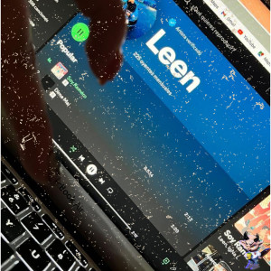 Leen的專輯Dime Ven