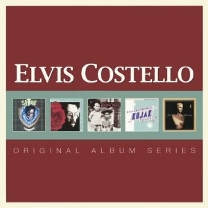 收聽Elvis Costello的God's Comic歌詞歌曲