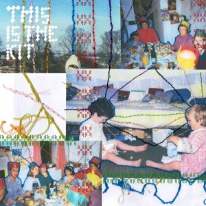 ดาวน์โหลดและฟังเพลง Christmas Time Is Here พร้อมเนื้อเพลงจาก This is the Kit