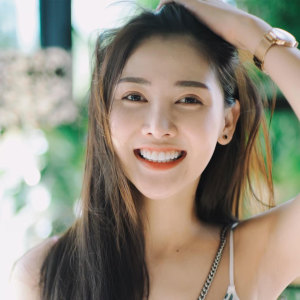 Dengarkan lagu นานกว่านี้ nyanyian Neo Risen dengan lirik