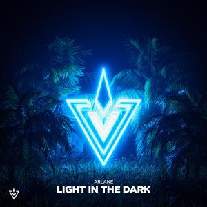 收聽Arlane的Light In The Dark歌詞歌曲