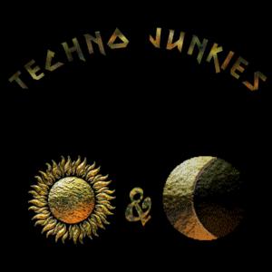 Album Techno Junkies oleh Sun and Moon