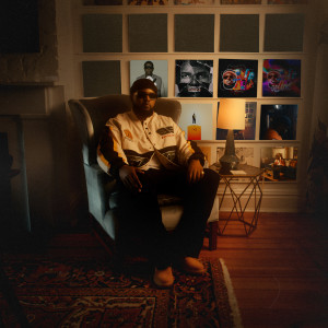 Listen to En Mi Casa song with lyrics from Madiel Lara