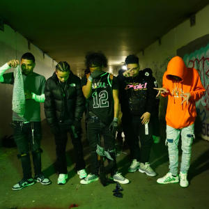 收聽GreylandTee的Asian Hate Crime (Explicit)歌詞歌曲