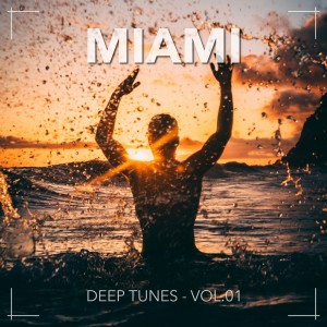 ดาวน์โหลดและฟังเพลง Need 2 Know (Extended Mix) พร้อมเนื้อเพลงจาก DØFF
