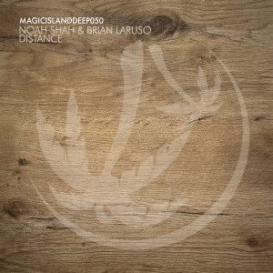 Dengarkan Distance (Extended Mix) lagu dari Noah Shah dengan lirik