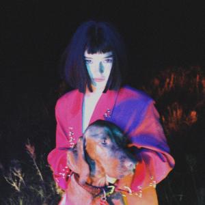 Dengarkan lagu lady nyanyian airshade dengan lirik