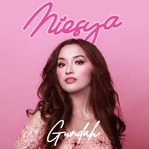 Listen to Gundah song with lyrics from Irwansyah Harahap