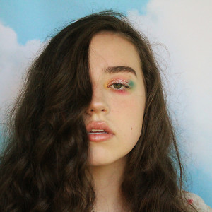 ดาวน์โหลดและฟังเพลง Wake Up พร้อมเนื้อเพลงจาก Avery Franks