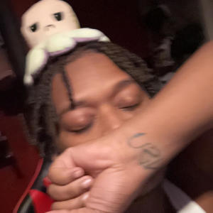 收聽C8ppa的hold my gun (Explicit)歌詞歌曲