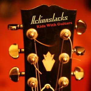 ดาวน์โหลดและฟังเพลง Don't Cry, Sad Eyes พร้อมเนื้อเพลงจาก Actionslacks