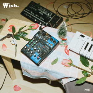 Listen to จะผ่านกี่วาเลนไทน์แต่สุดท้ายก็ต้องเหงาอยู่เหมือนเดิม song with lyrics from Wish.