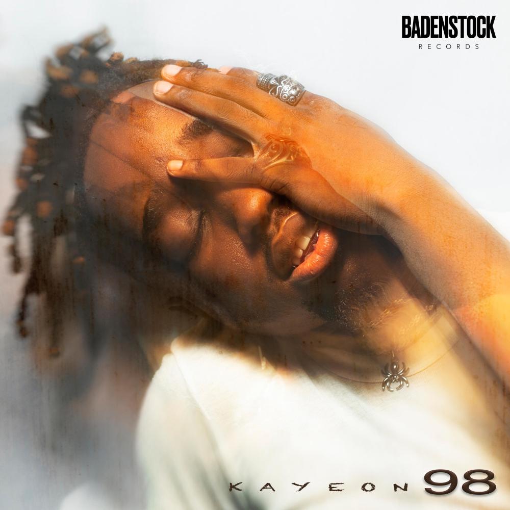 Omo (feat. Whoisakin)