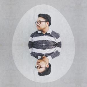 收聽satria wicaksana的Usai Disini歌詞歌曲