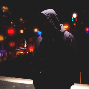 收聽Эмпи的Ладно (Explicit)歌詞歌曲