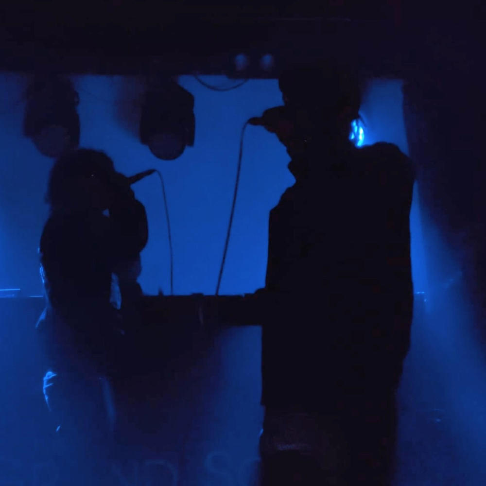 Two seata (feat. Darrallo) (Explicit)