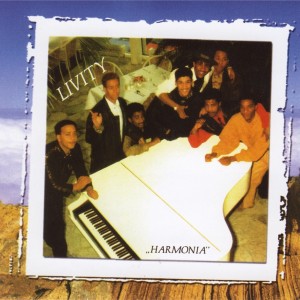 ดาวน์โหลดและฟังเพลง Harmonia พร้อมเนื้อเพลงจาก Livity