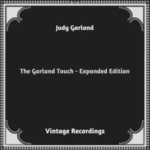 Dengarkan lagu Judy At The Palace Medley: Shine On Harvest Moon I Some Of These Days/My Man/I Don't Care nyanyian Judy Garland dengan lirik