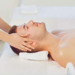 Oceanic Rebalance: Binaural Delight for Relaxing Massage