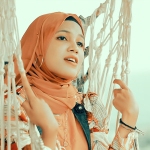 Listen to Seandainya song with lyrics from ISYA