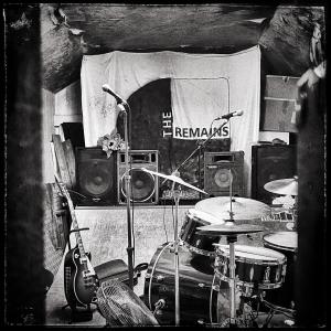 Album Tripping Over Radio (TOR) oleh The Remains
