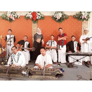 ดาวน์โหลดและฟังเพลง Ramadhan Hati พร้อมเนื้อเพลงจาก Jamus Kalimasada