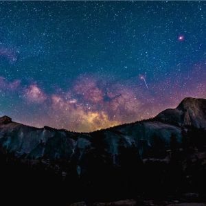 Dengarkan lagu Ocean Waves nyanyian Sleepy Times dengan lirik