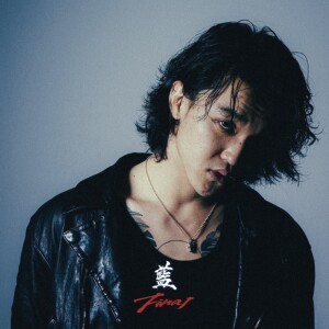 收听T-Stone的流星群 (feat. AIRIE)歌词歌曲