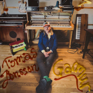 Listen to There is no greater love song with lyrics from Tómas Jónsson