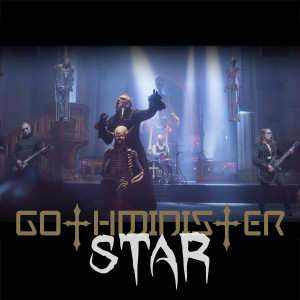 Dengarkan lagu Star nyanyian Gothminister dengan lirik