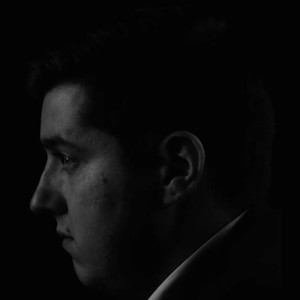 Dengarkan lagu Gedanken nyanyian Blackout dengan lirik