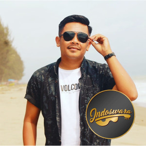 Dengarkan lagu Gak Penting !!! nyanyian Marta dengan lirik