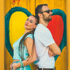 ดาวน์โหลดและฟังเพลง Give You My Heart (Echodos Remix) พร้อมเนื้อเพลงจาก Paola Pierri