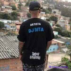 Listen to PUT3IR0 DE VERDADE - DJ BITA - DJ BRYAN (Explicit) song with lyrics from DJ BITA