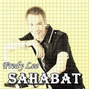 Dengarkan Sahabat lagu dari 李昱德 dengan lirik