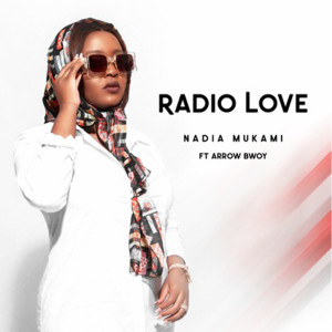 ดาวน์โหลดและฟังเพลง Radio Love พร้อมเนื้อเพลงจาก Nadia Mukami