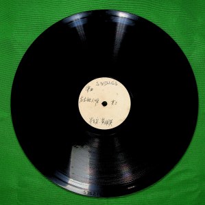 Listen to 左右做人难（三） song with lyrics from 半日安