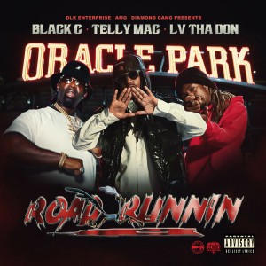 ดาวน์โหลดและฟังเพลง Road Runnin (Explicit) พร้อมเนื้อเพลงจาก Black C