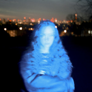 收聽Holly Humberstone的London Is Lonely (Edit)歌詞歌曲