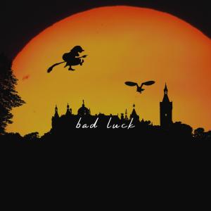 收聽MdBeatz的Bad Luck歌詞歌曲