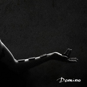 Album Domino from Y A N A