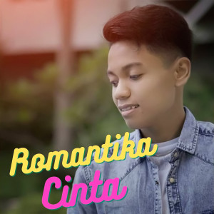 Dengarkan lagu Romantika Cinta nyanyian Arief dengan lirik