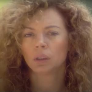 Listen to Halassa Mou song with lyrics from Dimou Helen
