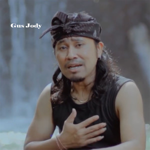 ดาวน์โหลดและฟังเพลง Salip Dipengkolan พร้อมเนื้อเพลงจาก Gus Jody