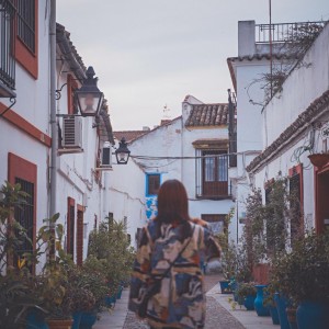 Listen to Cordoba (feat. Fre Naz) song with lyrics from 재지라이프
