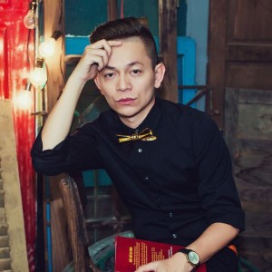 Tuấn Tú Bolero的專輯Tạ Từ Trong Đêm